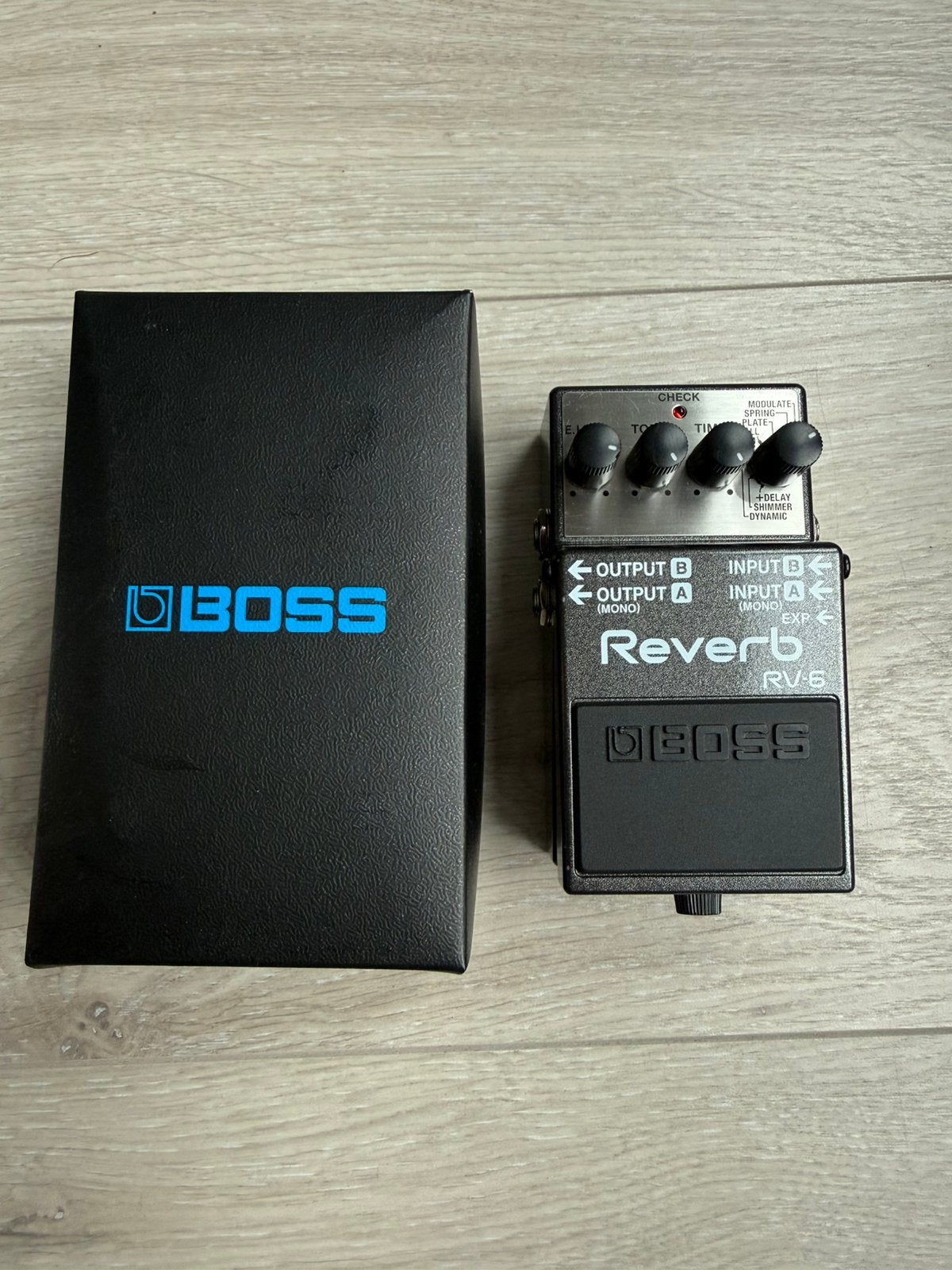 Boss Reverb RV-6 ZGAN, Ophalen of Verzenden, Zo goed als nieuw, Reverb