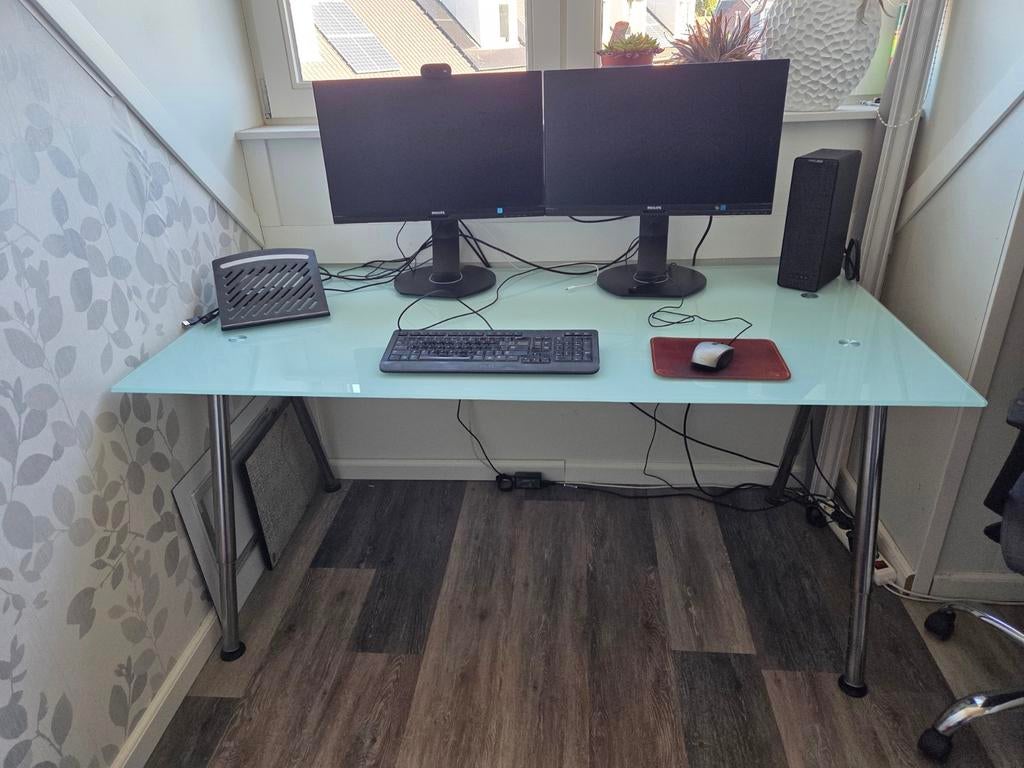 Glazen bureau 160x80, in hoogte verstelbaar, Ophalen, Gebruikt, In hoogte verstelbaar, Overige merken