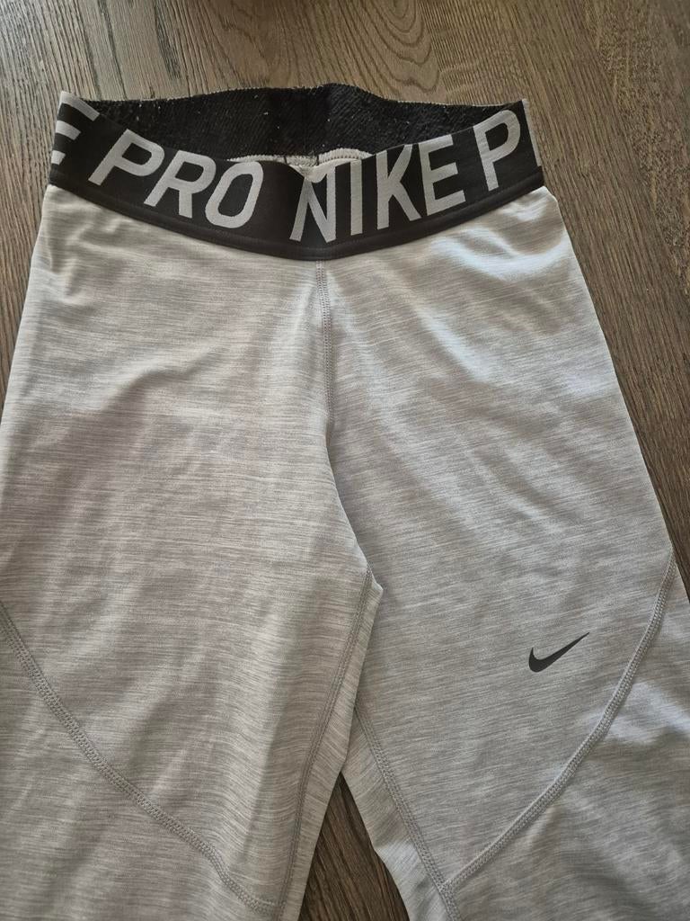 Dames Sport legging - Nike, Kleding | Dames, Sportkleding, Maat 38/40 (M), Zwart, Ophalen of Verzenden, Fitness of Aerobics