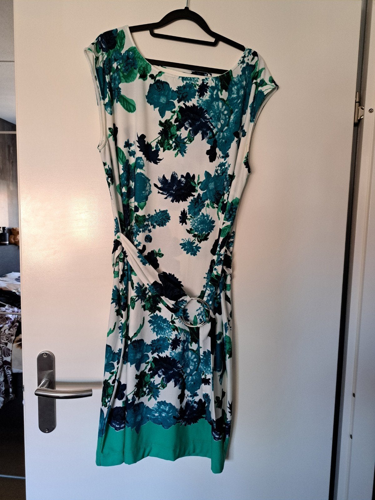 Vrolijke  jurkje Norah mt 44 met riempje, Kleding | Dames, Jurken, Ophalen of Verzenden, Zo goed als nieuw, Maat 42/44 (L)