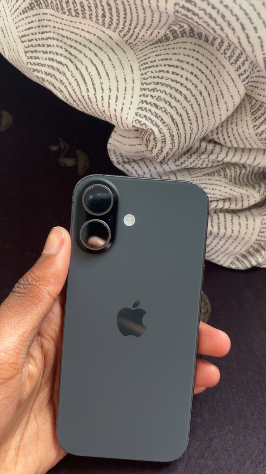 iPhone 17 256GB Zwart - Goede staat met lichte krasjes, Telecommunicatie, 256 GB, 97 %, Gebruikt, IPhone 17e
