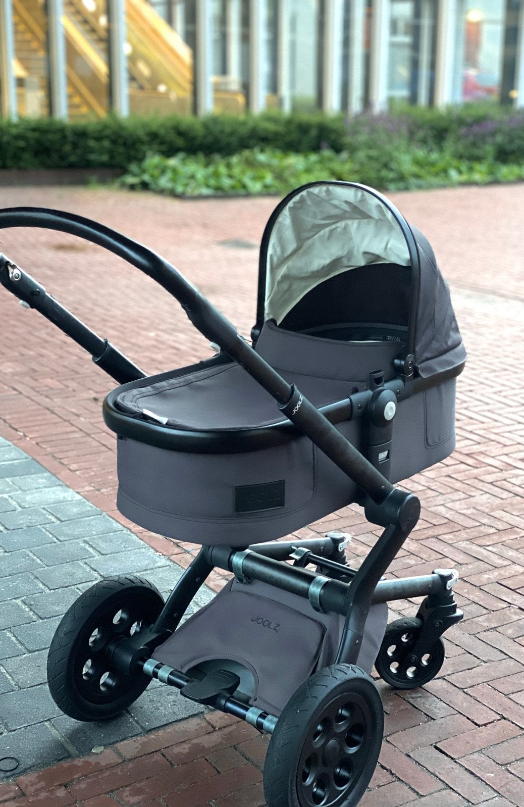 Joolz Day 1 Kinderwagen Donkergrijs + Accessoires
