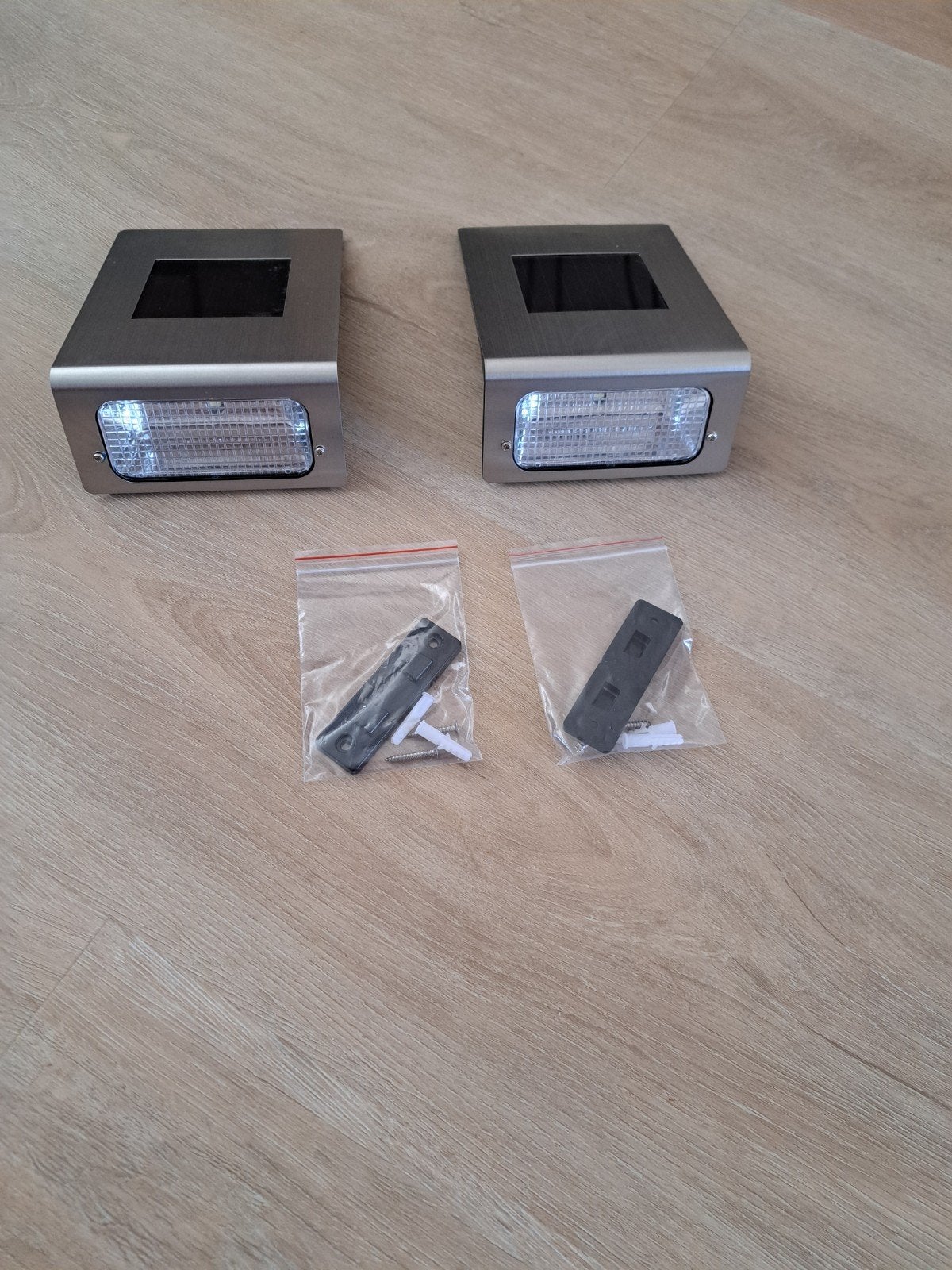 Hyundai Solar Wandlampen - RVS, LED, Bewegingssensor, Zonne-energie, Led, Minder dan 50 watt, Wandlamp