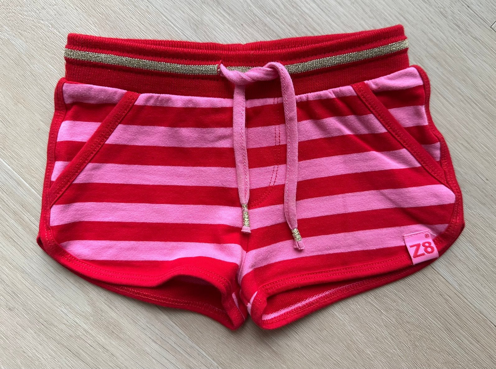 Z8 korte broek rood/roze maat 86 | babykleding meisje, Ophalen of Verzenden, Zo goed als nieuw, Meisje, Broekje