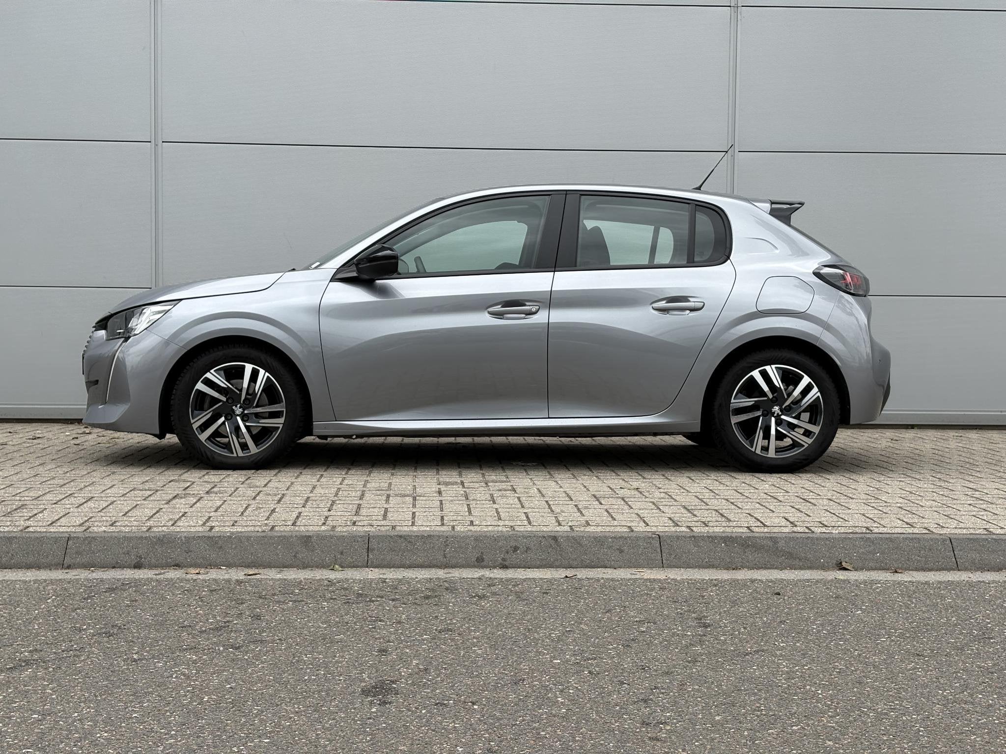 Peugeot 208 1.2 PureTech Active Pack | Parkeerhulp | Navigat, Auto's, 12 maanden, Gebruikt, Euro 6, 49 €/maand