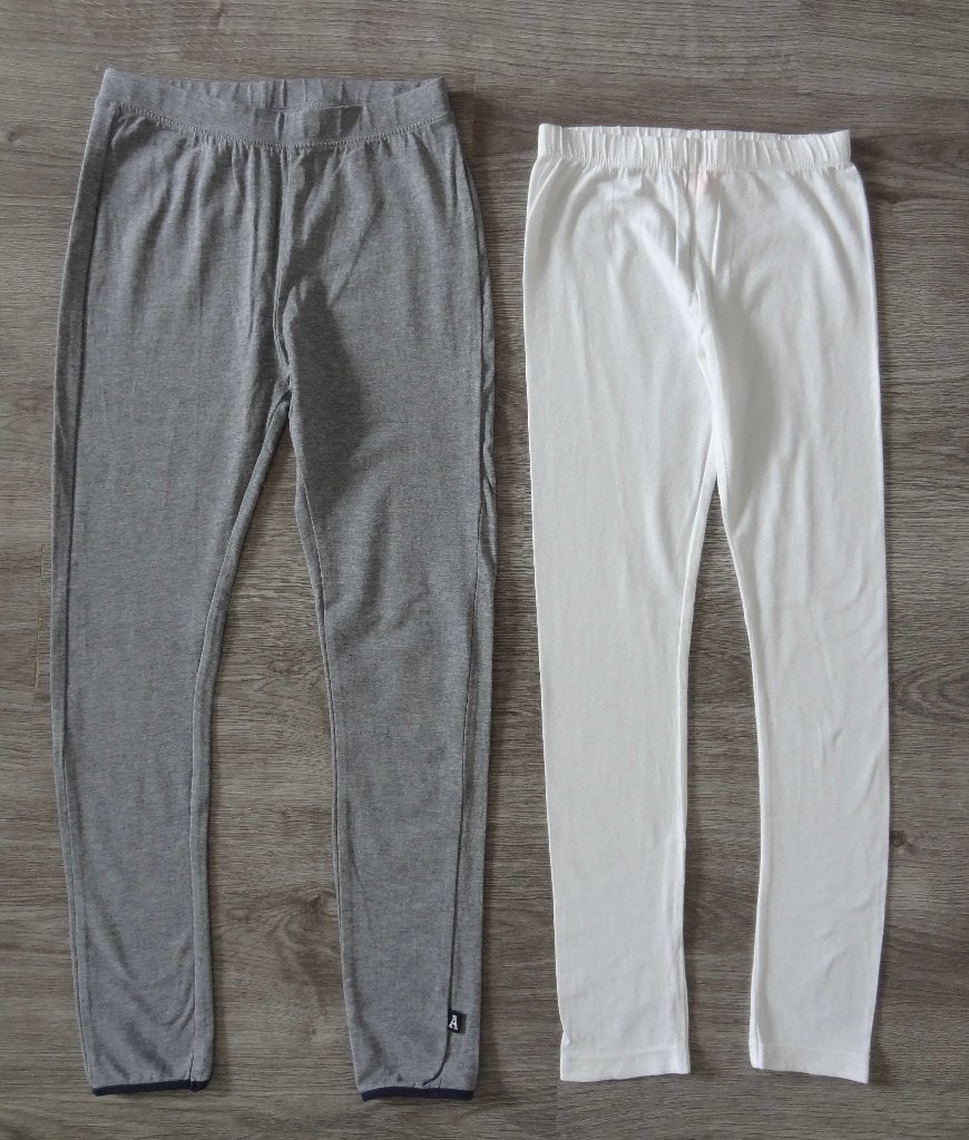 Grijze en witte lange legging maat 134 140, Ophalen of Verzenden, Zo goed als nieuw, Meisje, Broek