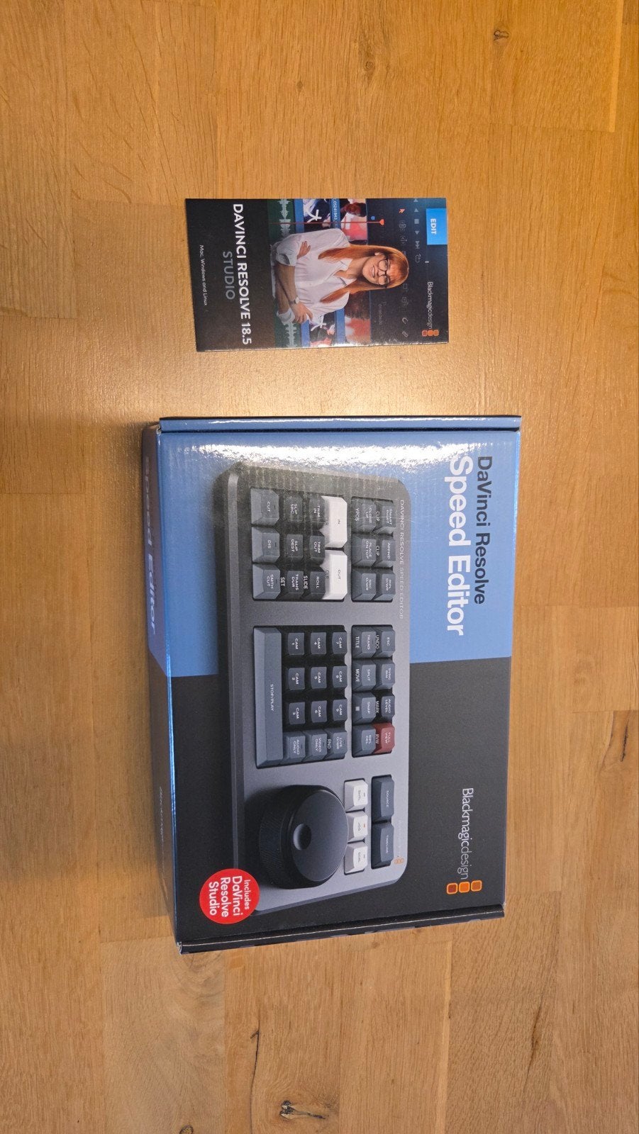 Blackmagic DaVinci Resolve Speed Editor + Studio Licentie, Computers en Software, Ophalen of Verzenden, Zo goed als nieuw, MacOS
