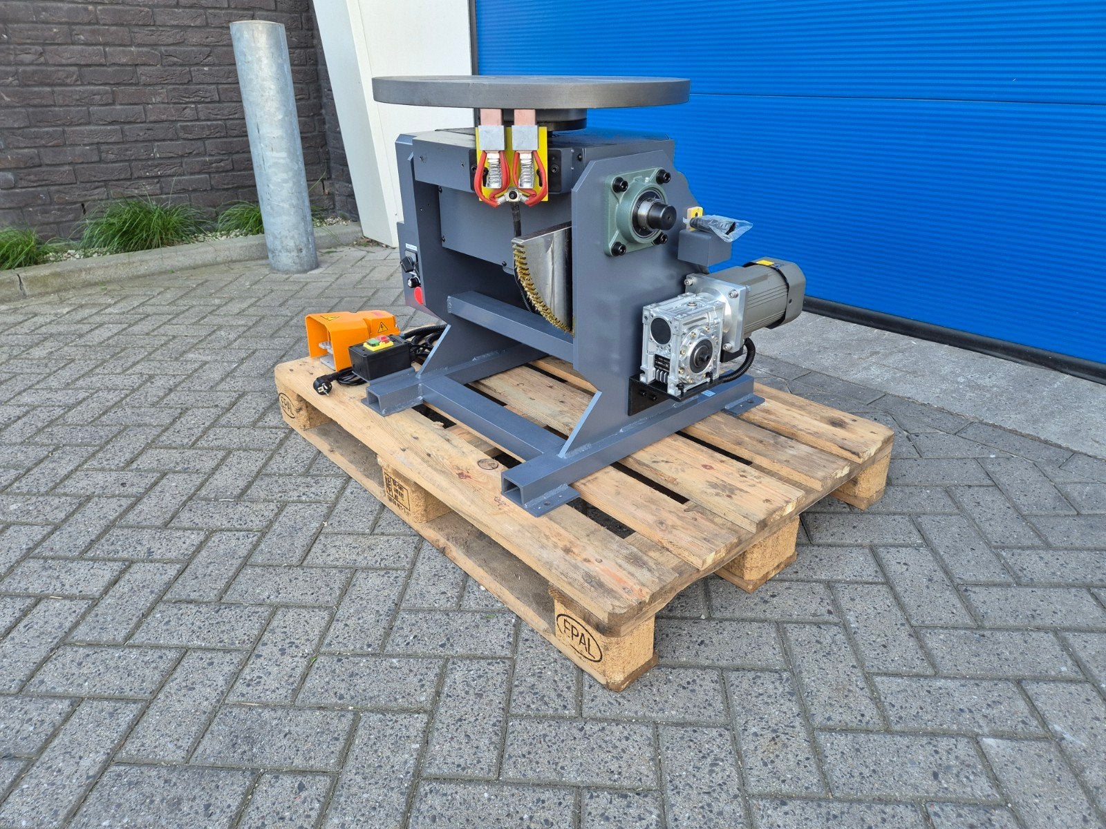 Foto 6 van Lasmanipulator Capaciteit Max. 500kg Voetbediend 220V NIEUW!