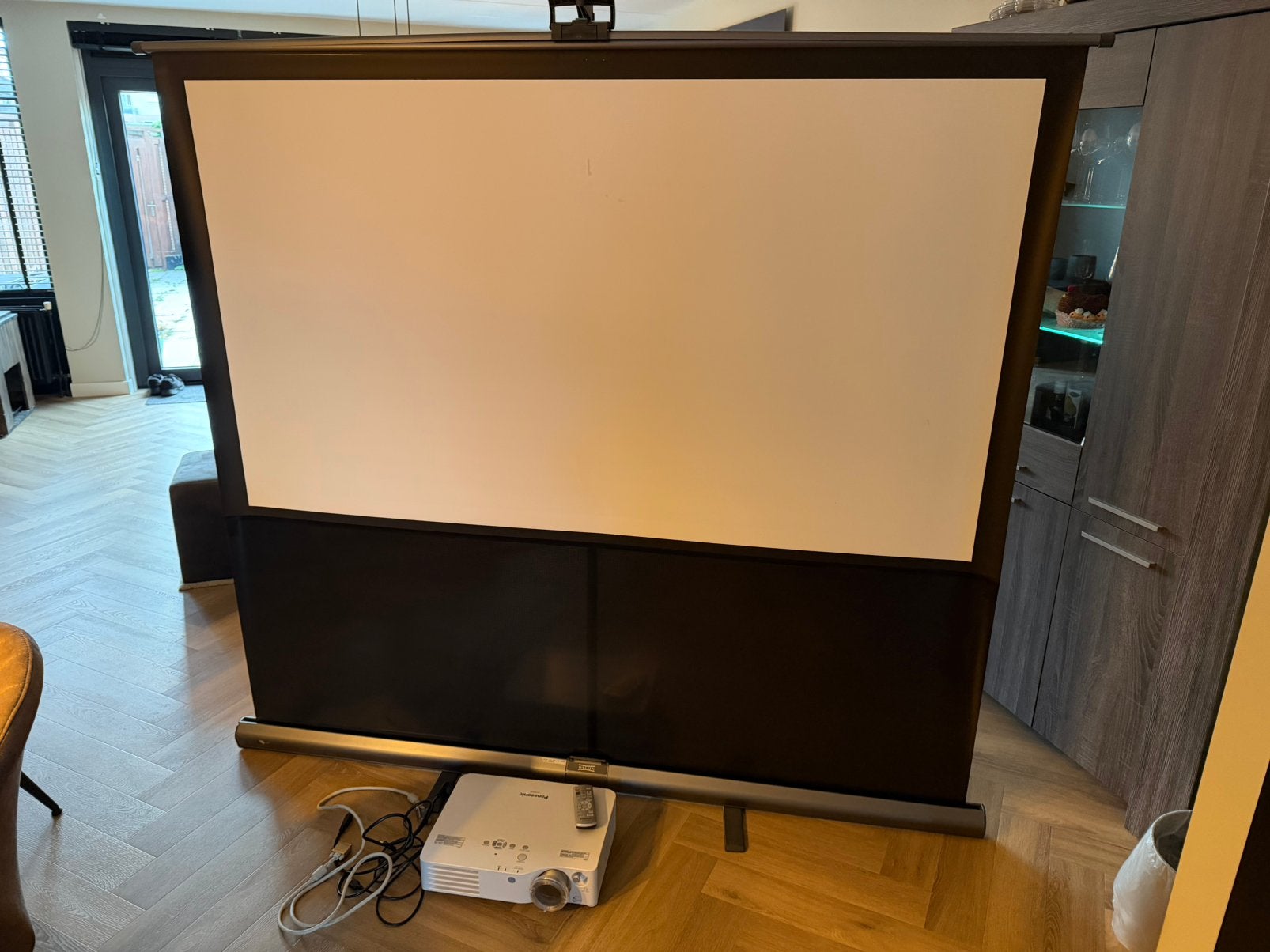 Panasonic beamer + Da-Lite Deluxe Insta projectiescherm, Ophalen, Gebruikt