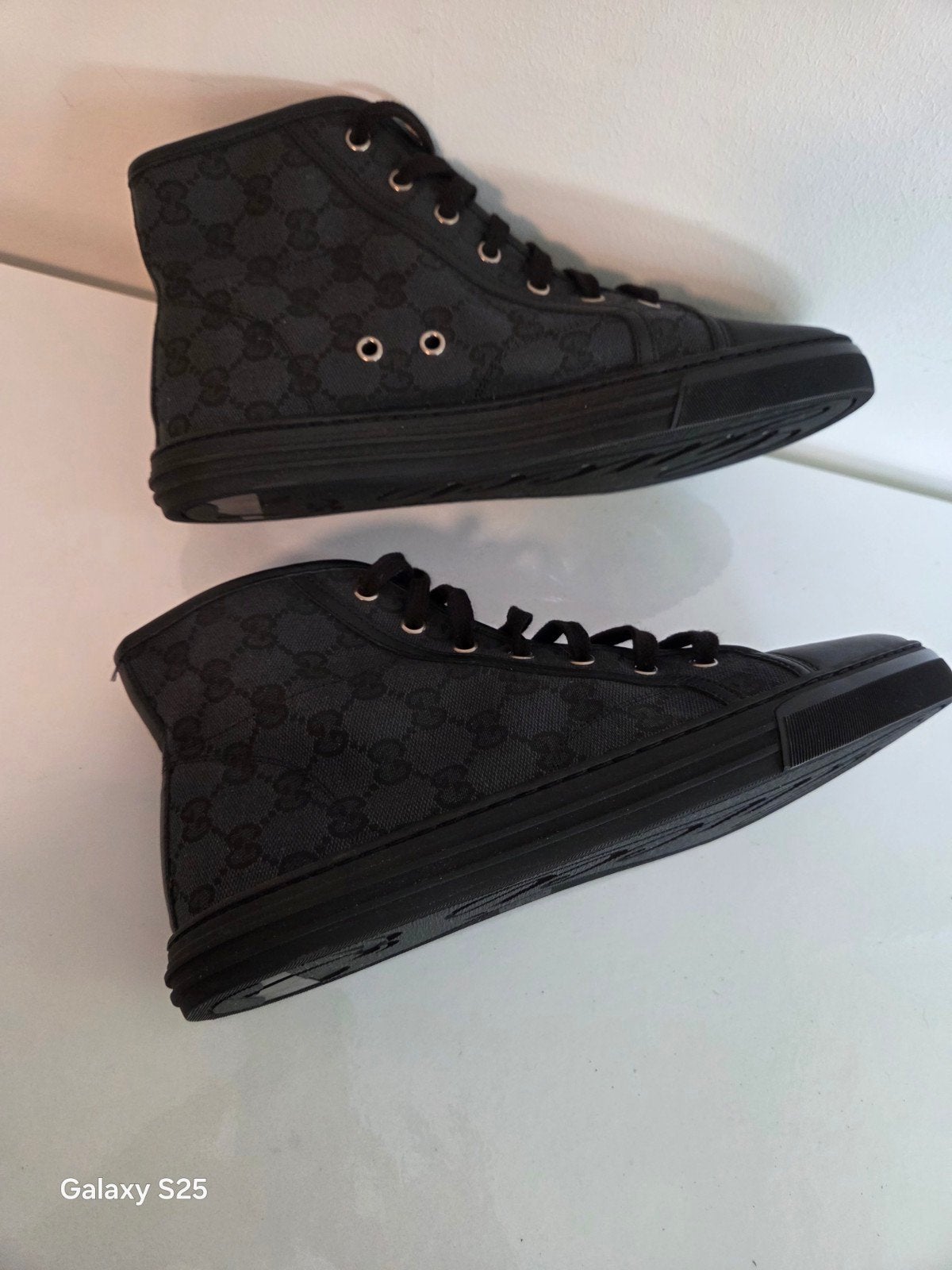 Gucci High-Top Sneakers Zwart Maat 40, Zwart, Nieuw, Ophalen of Verzenden, Sneakers of Gympen