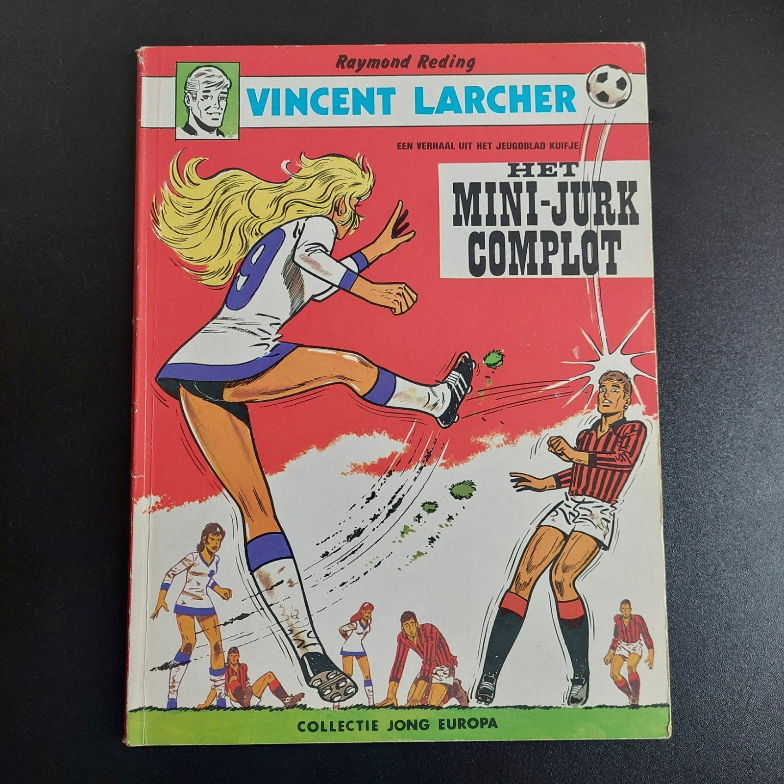 Vincent Larcher - Het Mini-Jurk Complot (1972), Ophalen of Verzenden, Gelezen