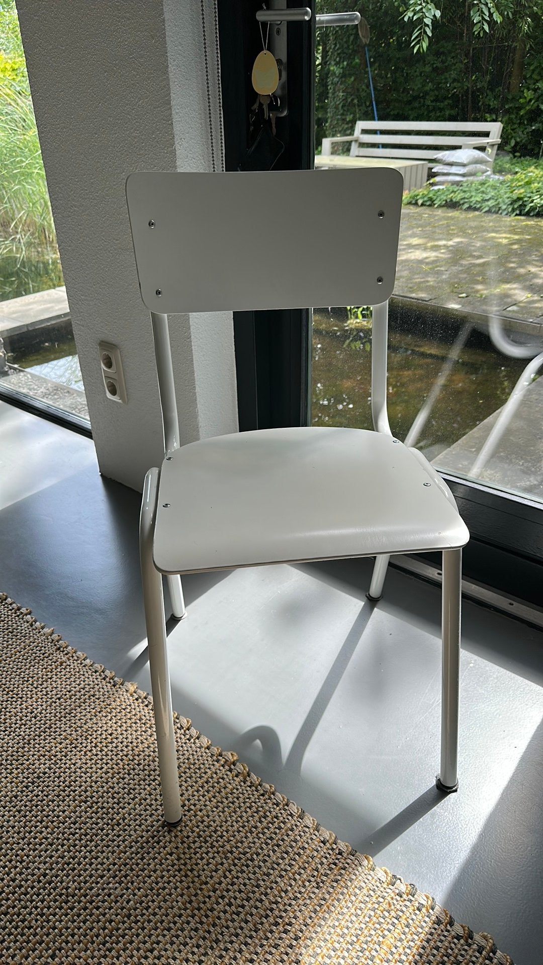 Zuiver Loods 5 Back to school stoel, Huis en Inrichting, Stoelen, Ophalen, Zo goed als nieuw, Eén