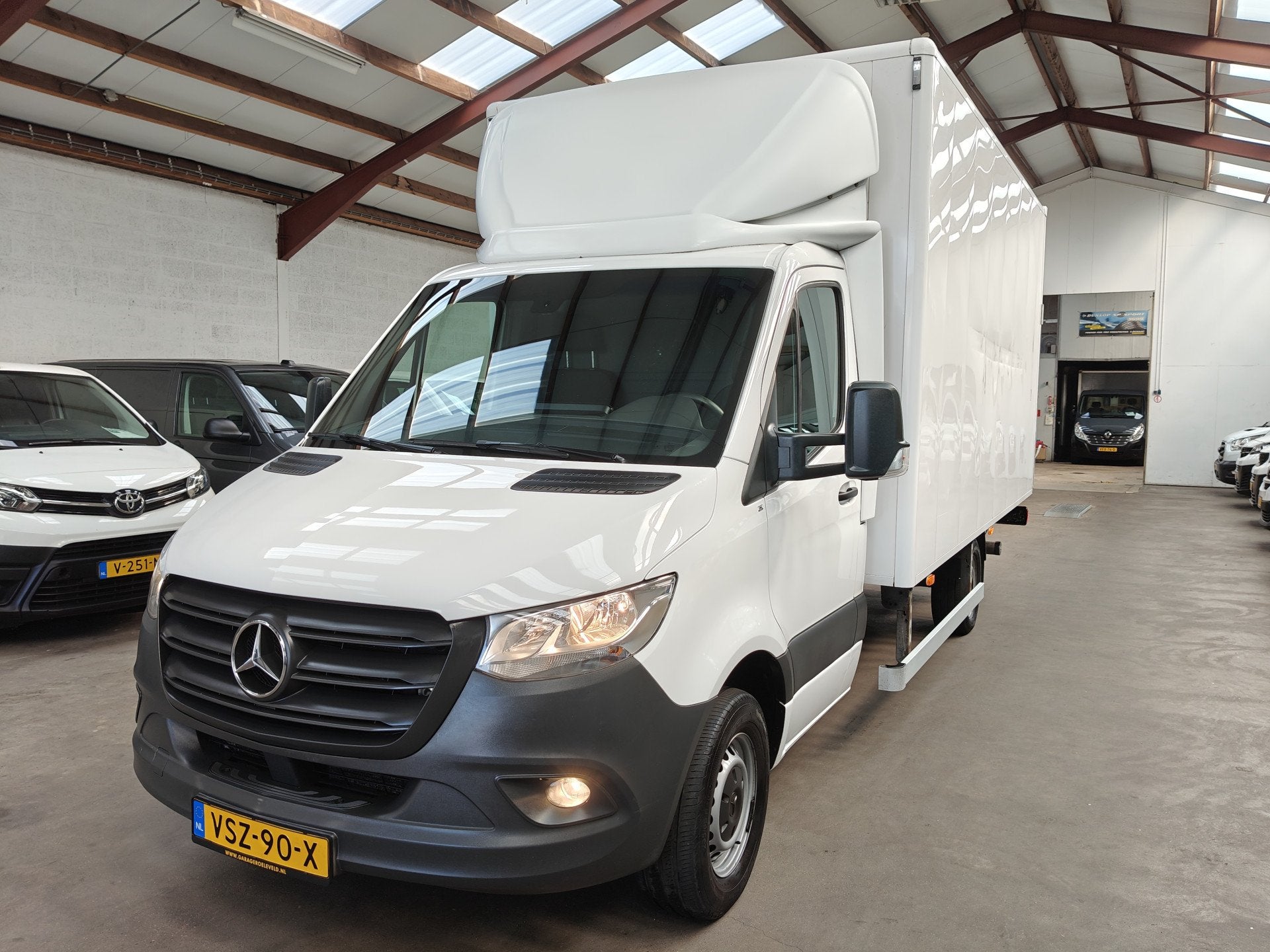 Mercedes-Benz Sprinter 315 CDI Bakwagen/ Laadklep Zijdeur, Auto's, Achterwielaandrijving, Gebruikt, Euro 6, 150 pk
