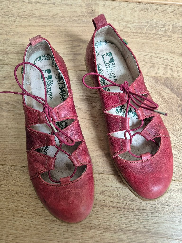 Sch115 - Rode leren El Naturalista zomer schoenen maat 40, Ophalen of Verzenden, Zo goed als nieuw, Rood