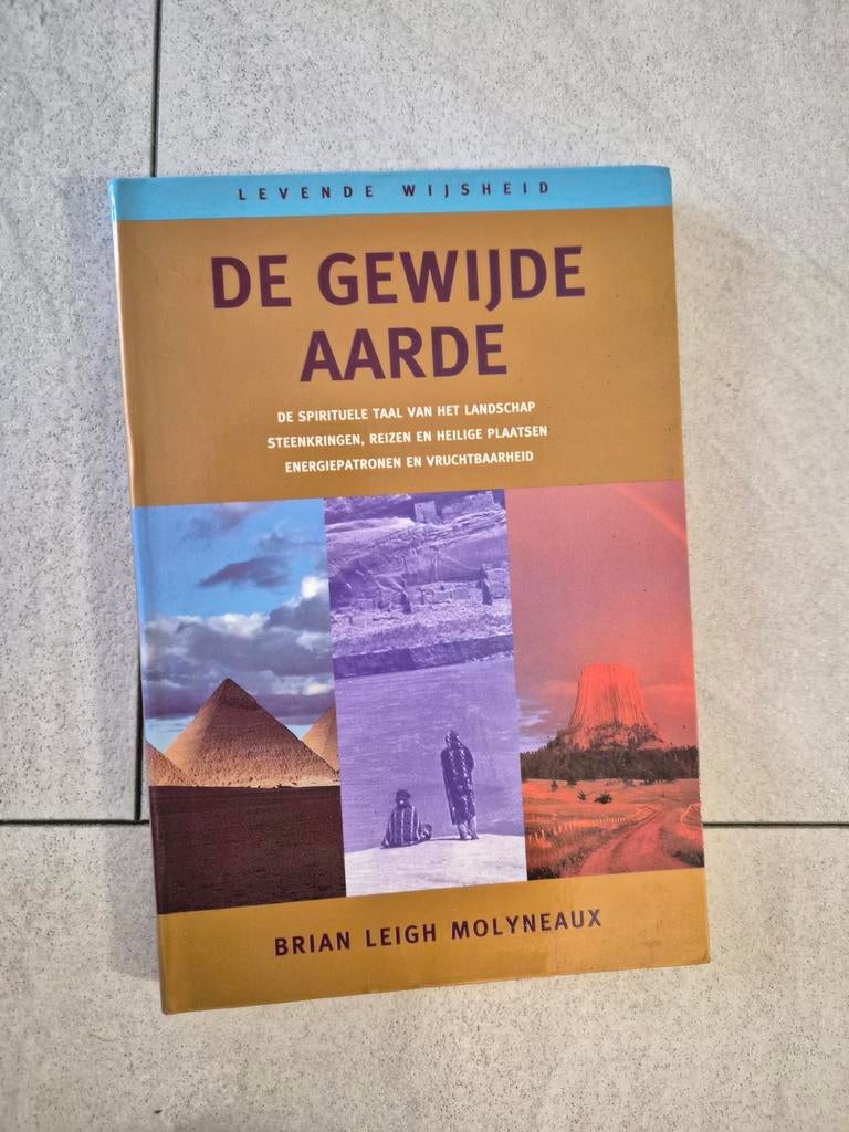 De Gewijde Aarde - Brian Leigh Molyneaux (Nieuw), Boeken, Achtergrond en Informatie, Spiritualiteit algemeen, Nieuw, Ophalen of Verzenden