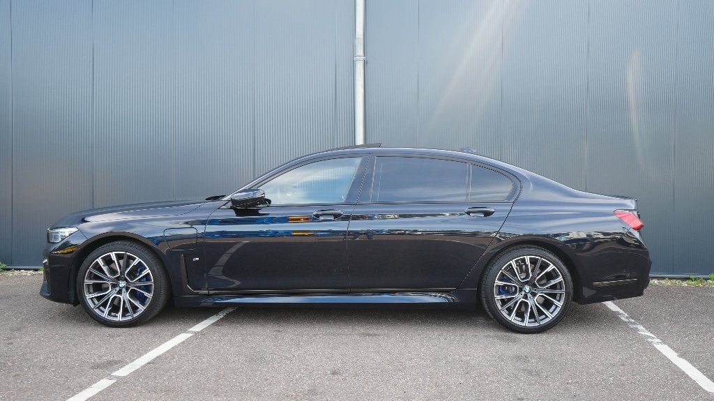 BMW 7-Serie 745Le 394pk Iperformance Xdrive Aut 2020 Zwart, Automaat, Automatische klimaatregeling, Euro 6, Zwart