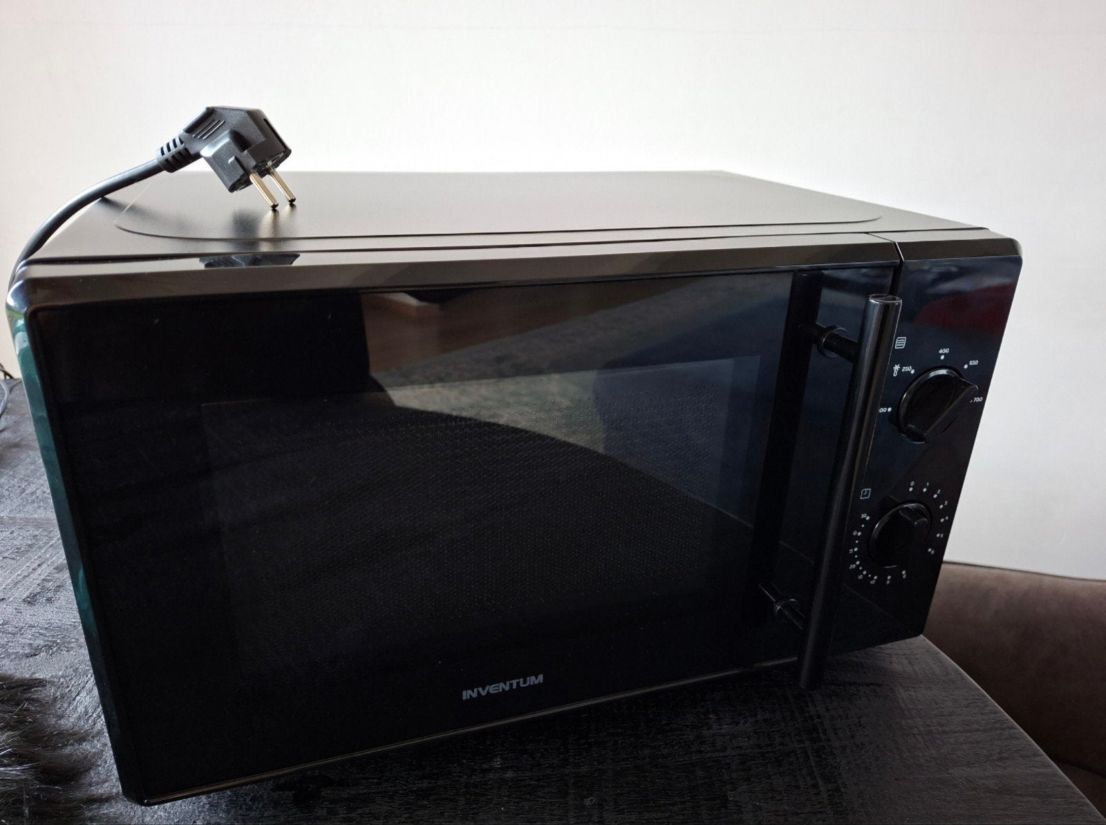 Inventum Magnetron - Zwart, Zo goed als nieuw, Ophalen, Zo goed als nieuw, Minder dan 45 cm, Draaiplateau
