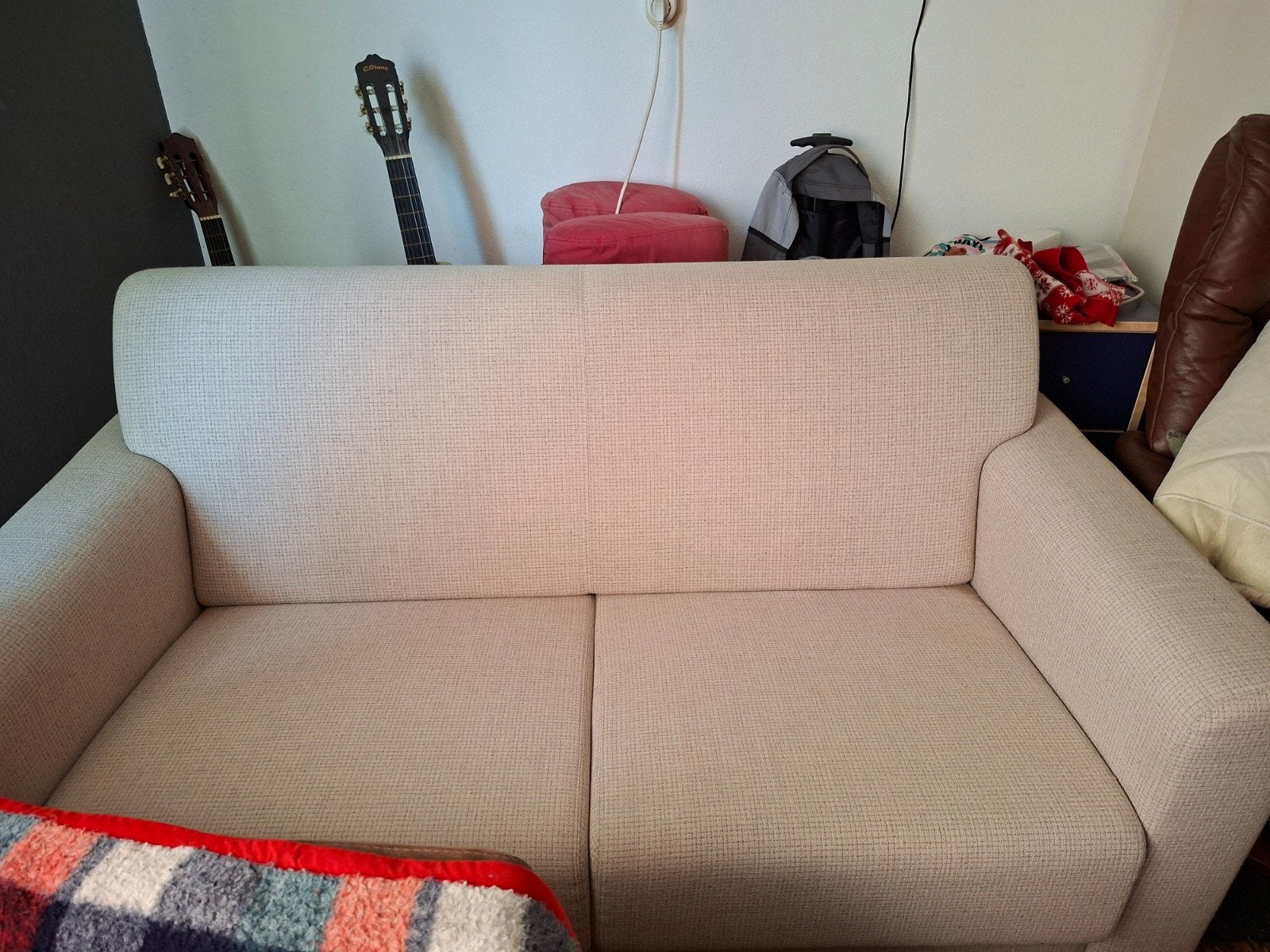 Beige stof 2 zits bankje te koop, Ophalen, 150 tot 200 cm, Tweepersoons, 75 tot 100 cm