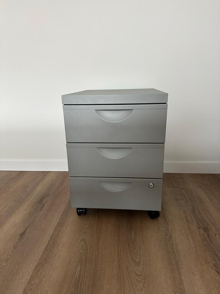 IKEA Verrijdbaar Kastje met 3 Lades - Ideaal voor Bureau, Ophalen, Minder dan 50 cm, Gebruikt, 3 of 4 laden