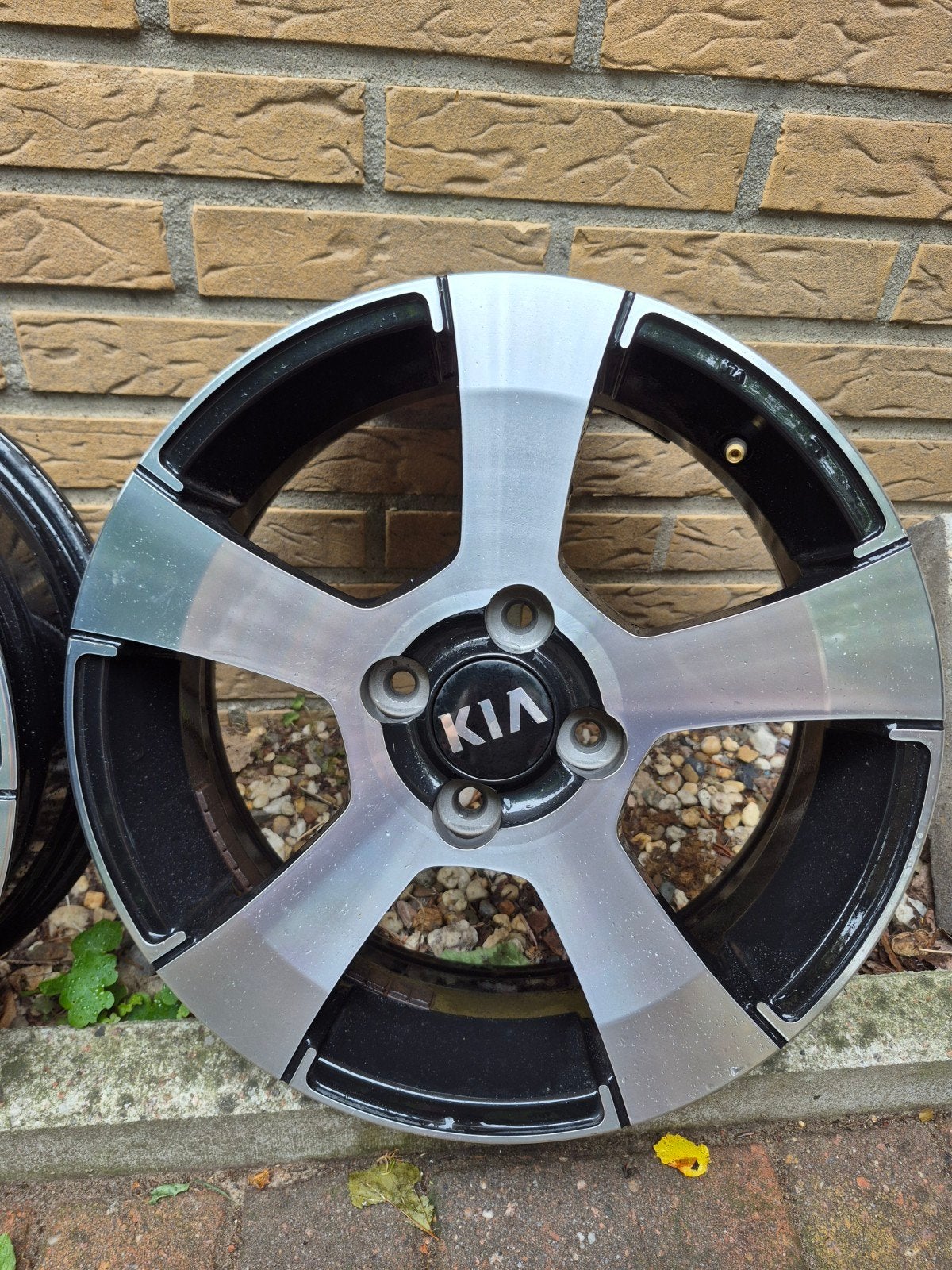 Set van 4 gebruikte Kia velgen - 15 inch, Auto-onderdelen, Banden en Velgen, Ophalen, Gebruikt, 15 inch, Velg(en)