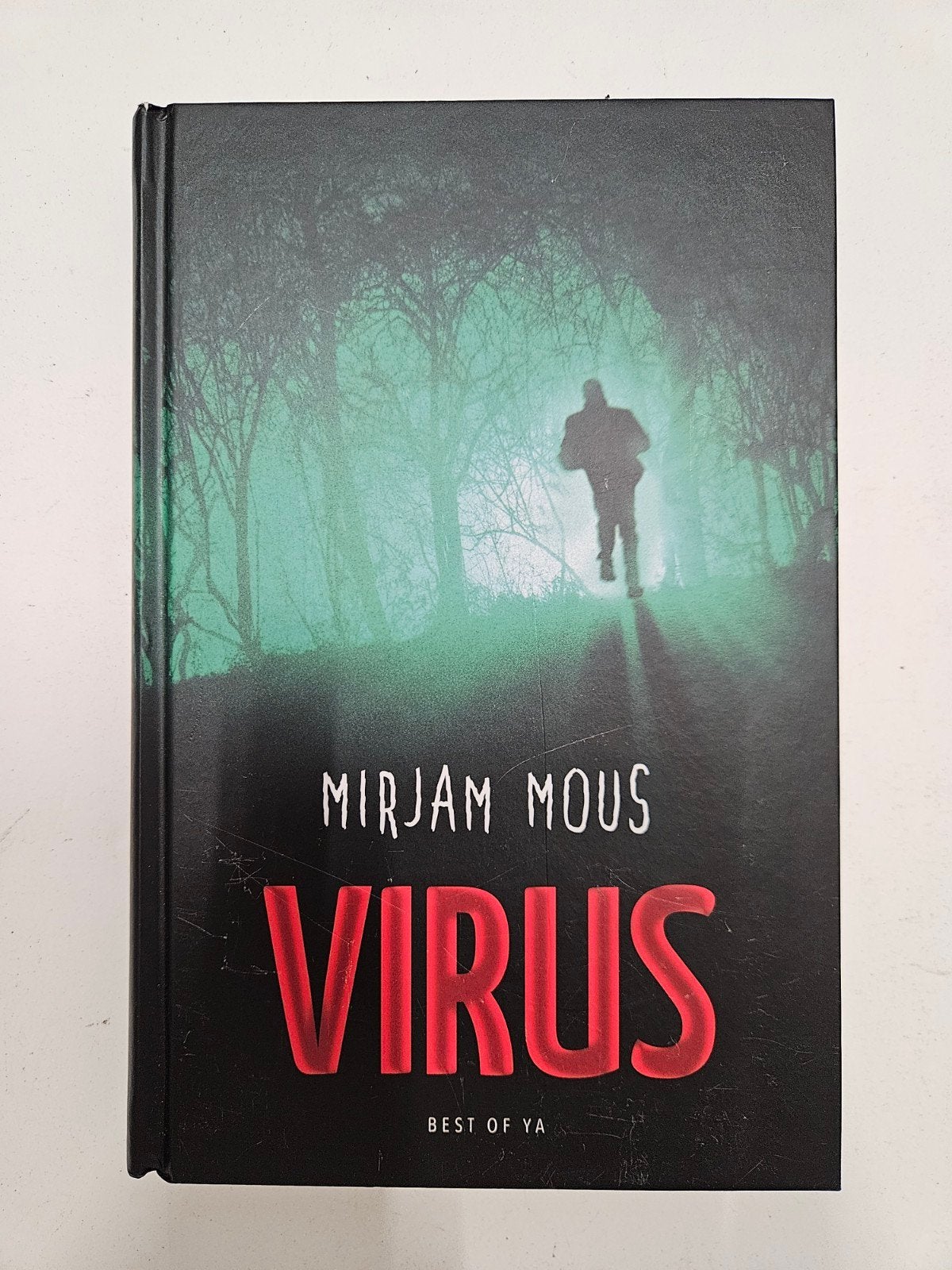 Mirjam Mous - Virus, Ophalen of Verzenden, Zo goed als nieuw, Mirjam Mous