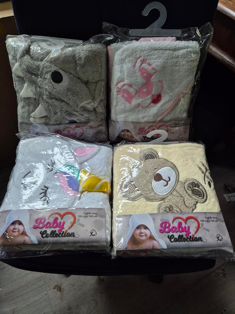 4 x baby Badcape met capuchon - Diverse schattige designs, Ophalen of Verzenden, Nieuw