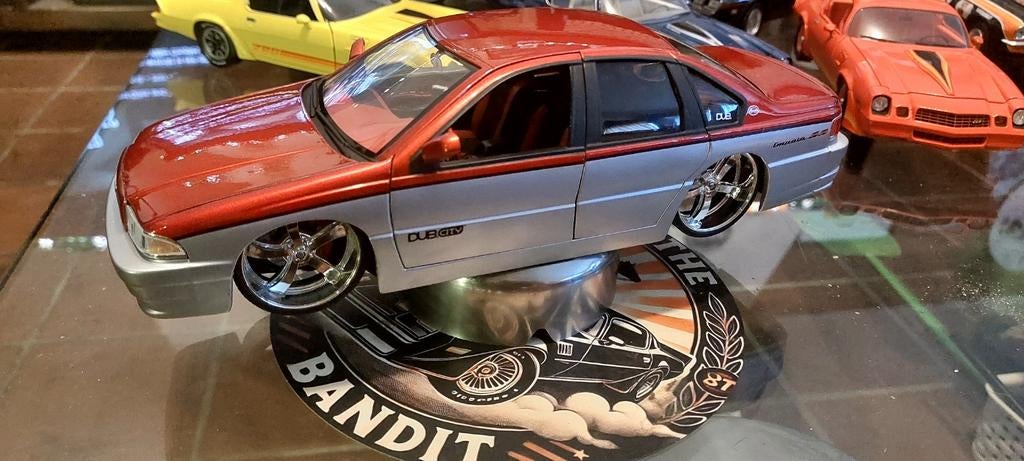 Chevy Impala ss dub city no box mint staat, Hobby en Vrije tijd, Modelauto's | 1:18, Ophalen of Verzenden, Zo goed als nieuw