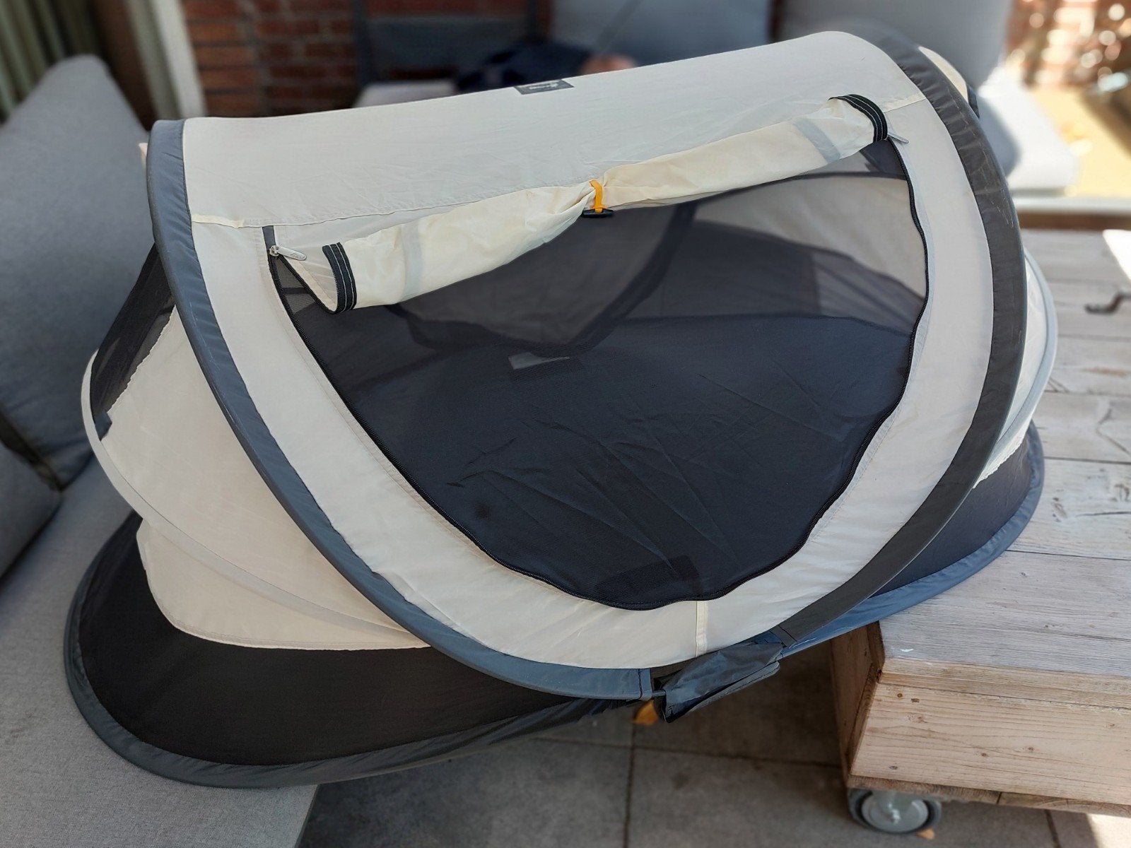 Deryan Luxe peutertent met opblaasbaar matras, Kinderen en Baby's, Ophalen of Verzenden, Gebruikt, Reisbedje