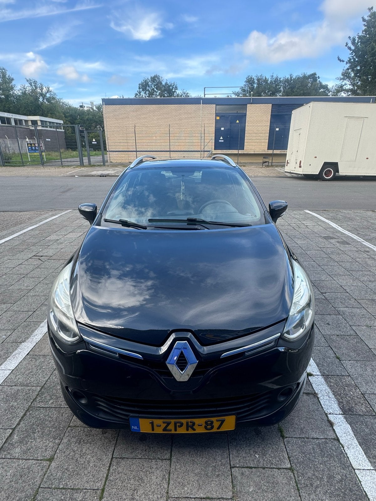 Renault Clio 1.5 DCI 66KW Estate AUT 2015 Zwart