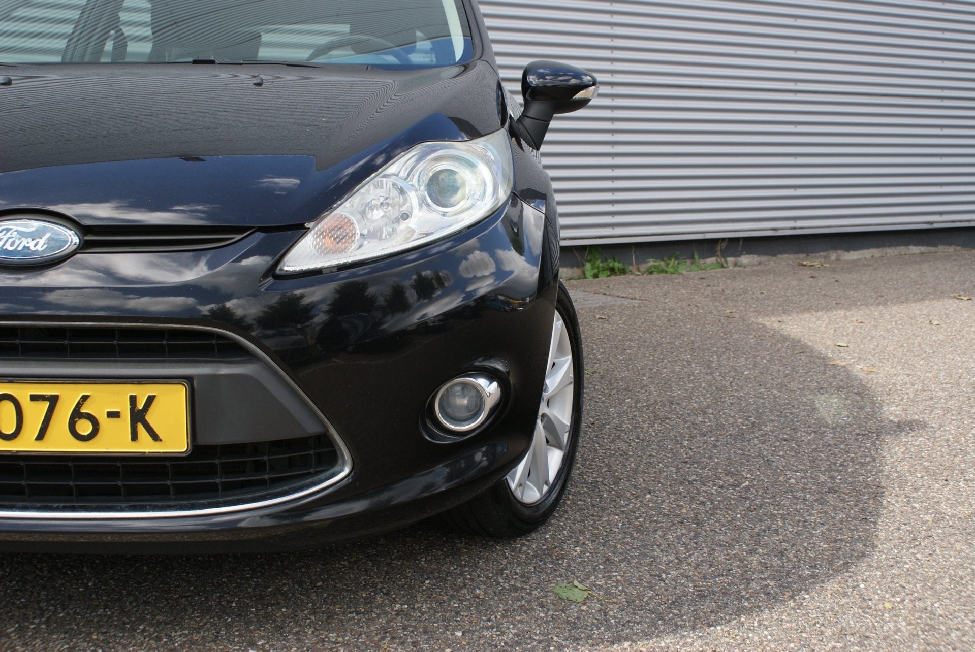 Ford Fiesta 1.25 Ghia | 5 Deuren | Airco |, Stof, 1242 cc, 82 pk, Zwart