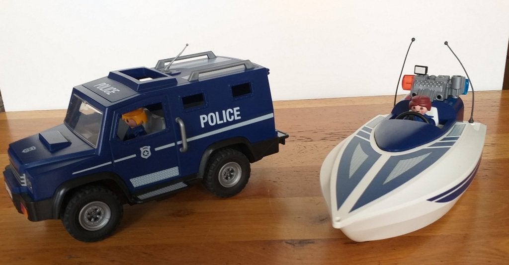 Playmobil politieauto en speedboot, Ophalen, Zo goed als nieuw