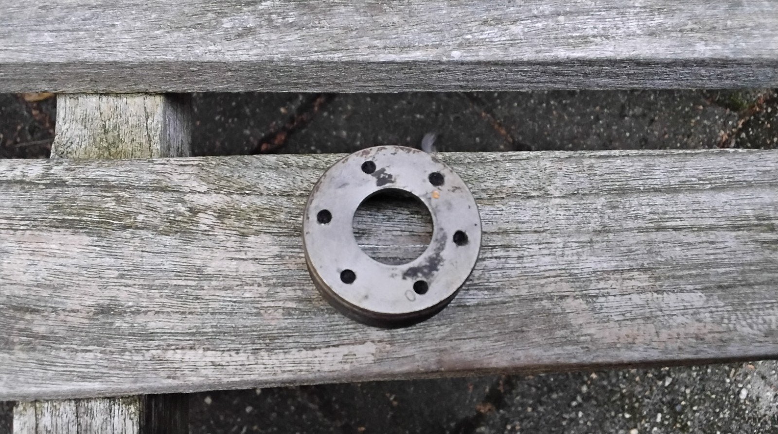 GEZOCHT : 38 MM SCHROEFCUPS, Ophalen of Verzenden, Overige typen