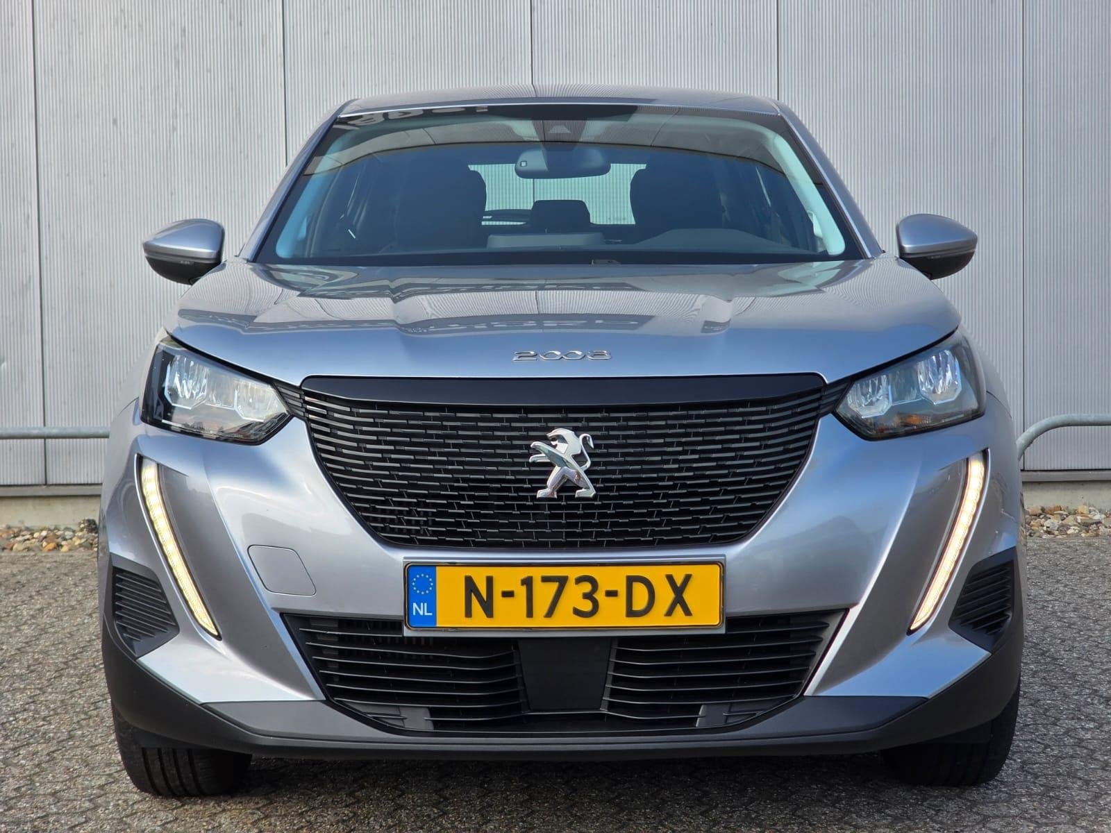 Peugeot 2008 1.2 130pk Active Pack Navigatie | Bluetooth | C, Auto's, Parkeersensor, Stof, Gebruikt, Euro 6