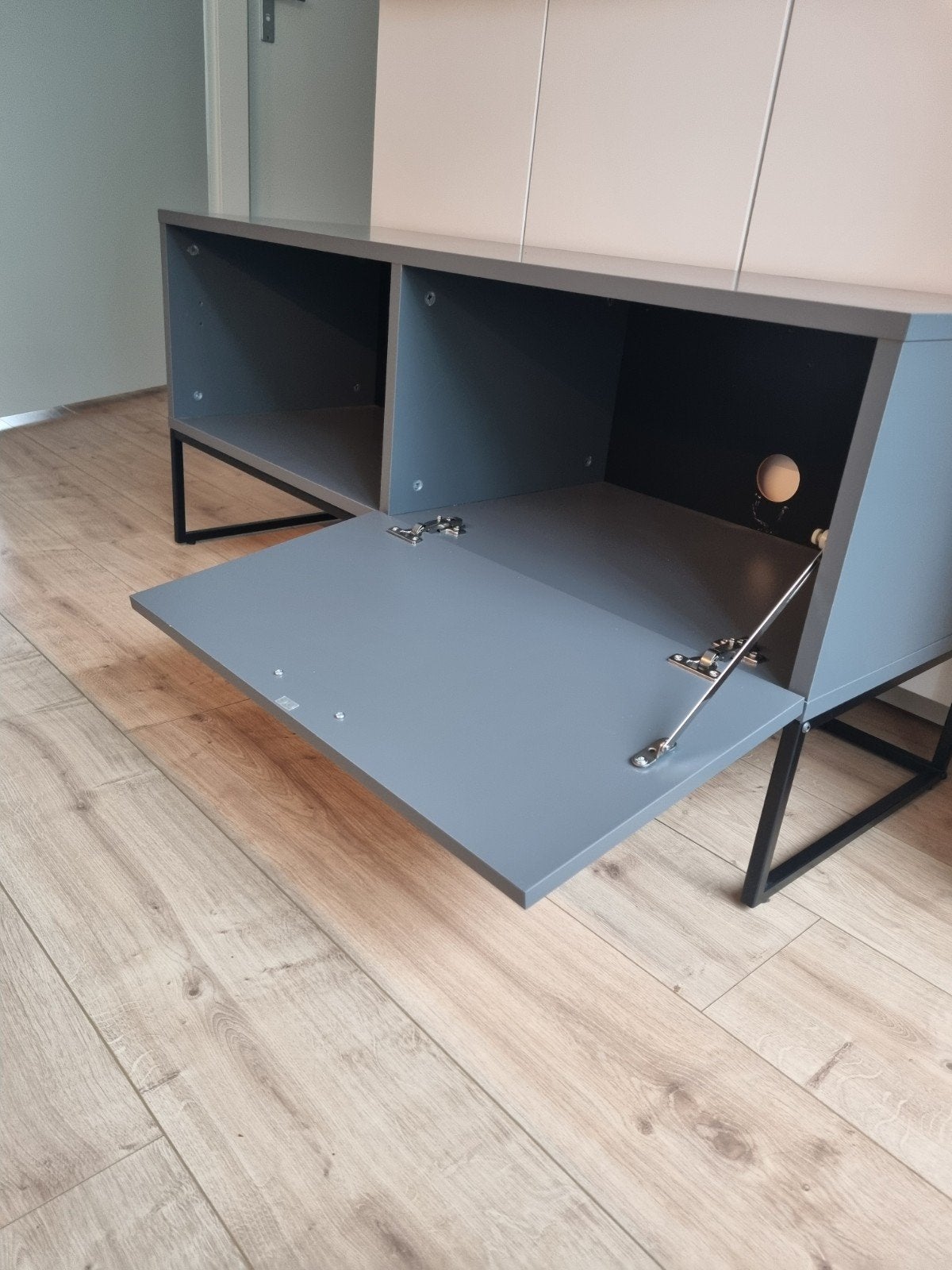 Leenbakker tv meubel model Kioto grijs, Ophalen, Gebruikt, Industrieel, 25 tot 50 cm