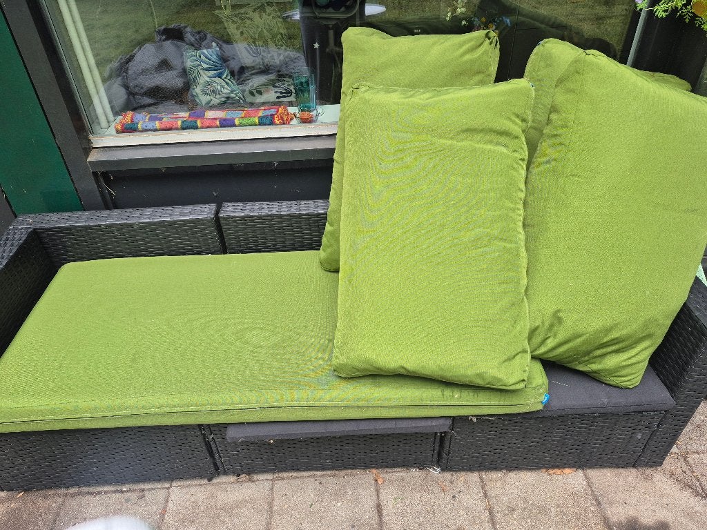 NoFruit buitenkussens, Ophalen, Zo goed als nieuw