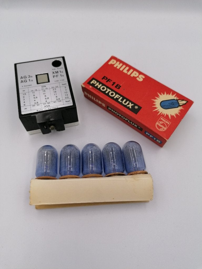 Vintage flash with 5x Philips Bulb Photolux PF1B, Verzenden, Overige merken