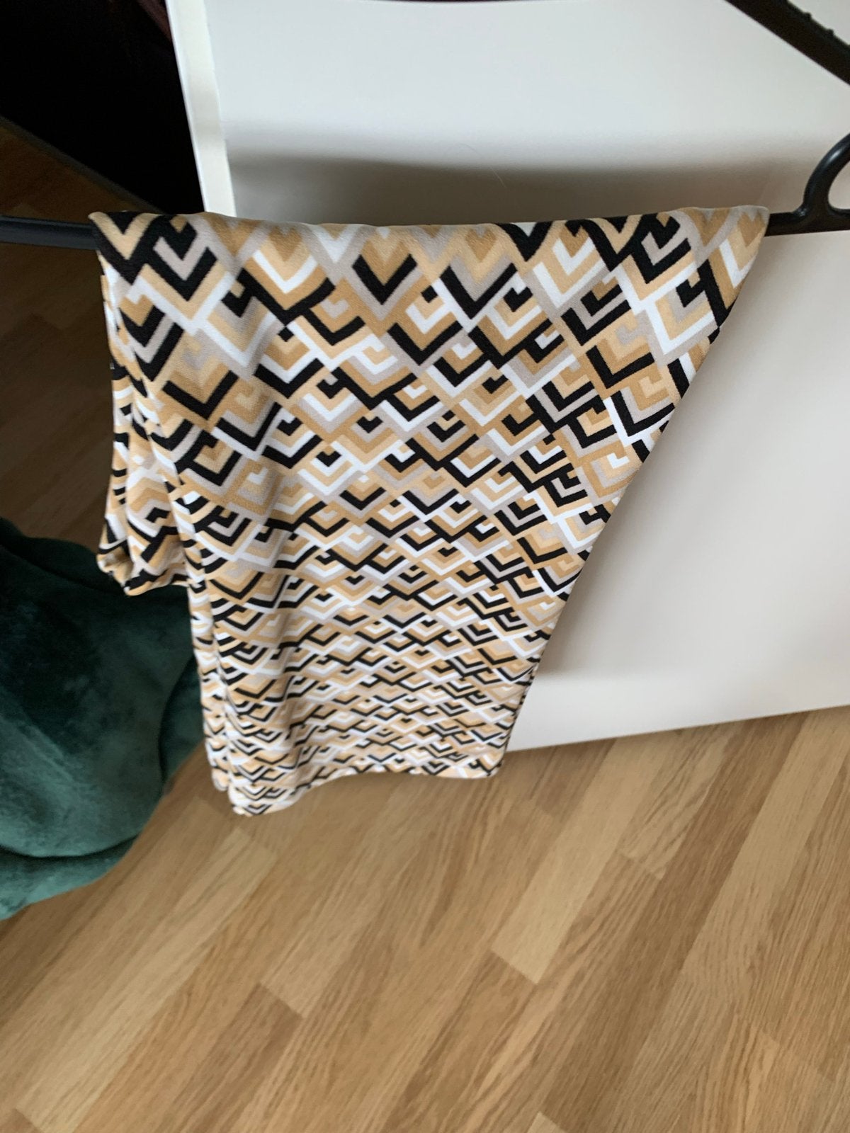 Stijlvolle set: blazer en broek nieuw!, Maat 38/40 (M), Meerkleurig, Nieuw, Ophalen of Verzenden