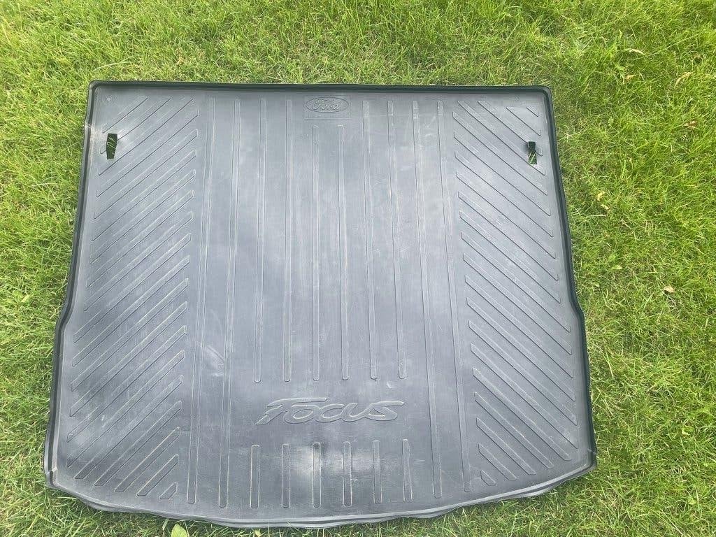 Ford Focus Kofferbakmat Origineel, Ophalen, Gebruikt