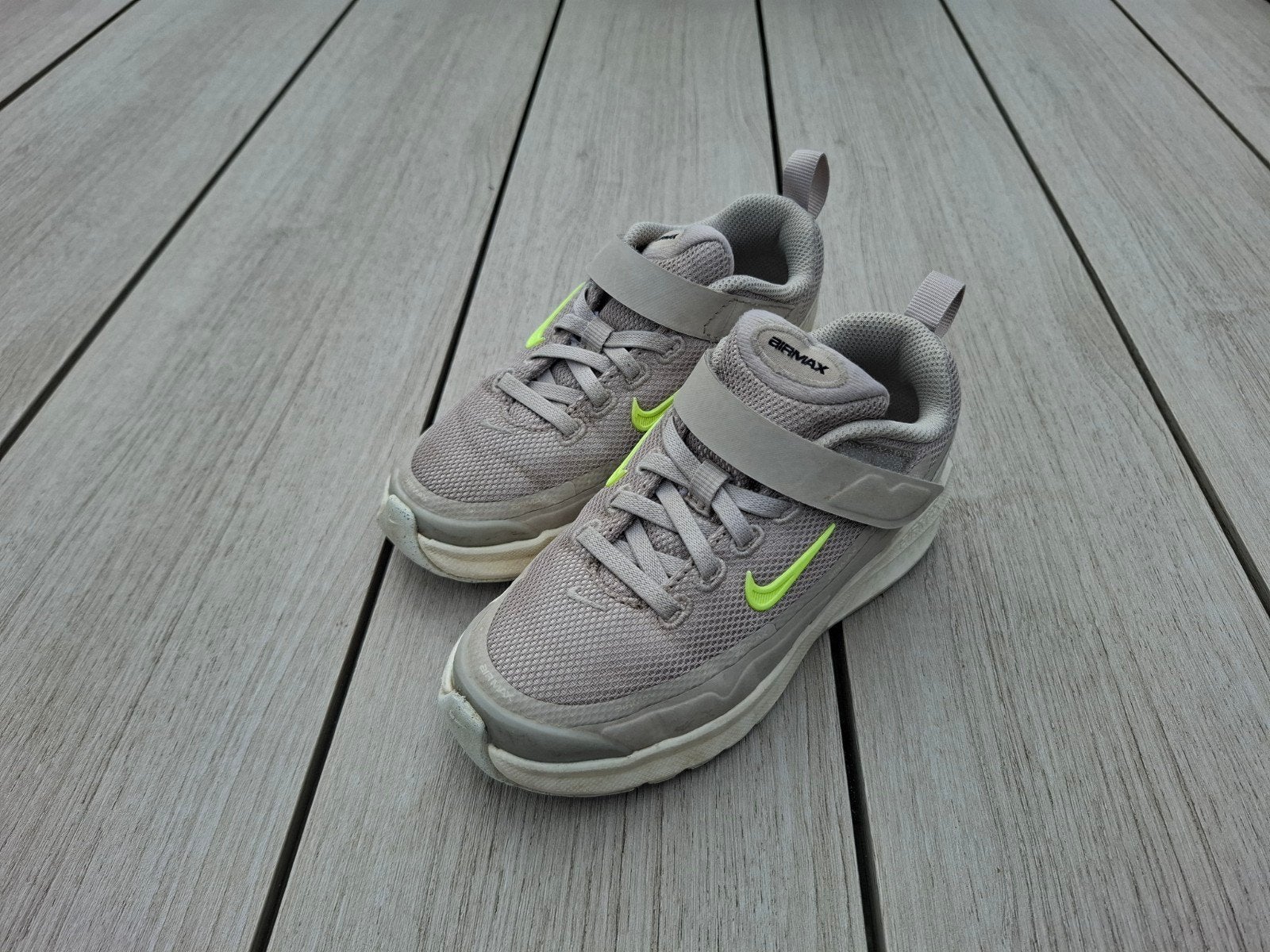 Nike Air Max sneakers maat 29.5 voor jongens of meisjes, Gebruikt, Ophalen of Verzenden, Nike, Jongen of Meisje