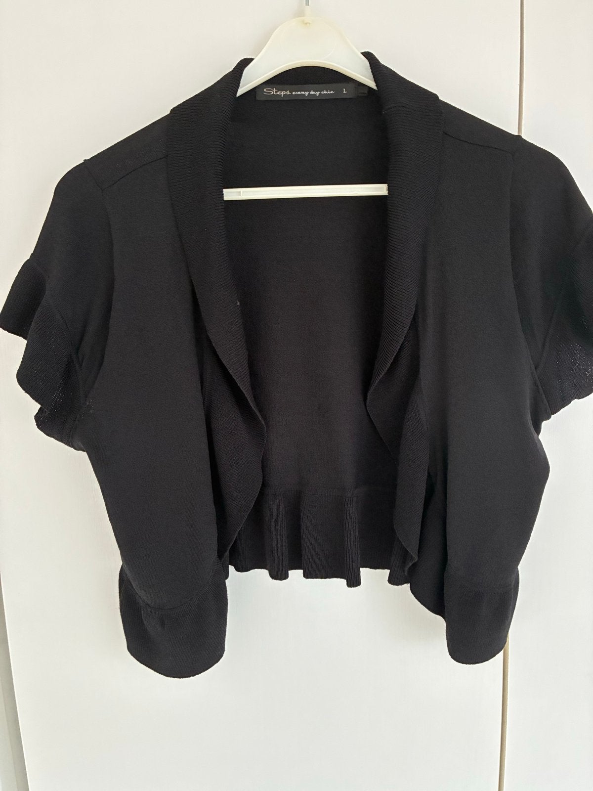 Mooi Zwart Bolero Vestje van Steps, Maat L, in goede staat, Ophalen of Verzenden, Zo goed als nieuw, Maat 42/44 (L), Zwart