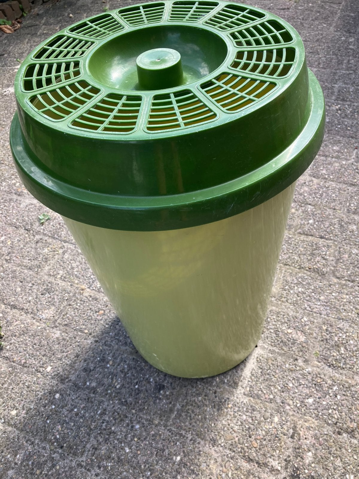 Retro wasmand, Ophalen, Zo goed als nieuw, Drinken en Voederen