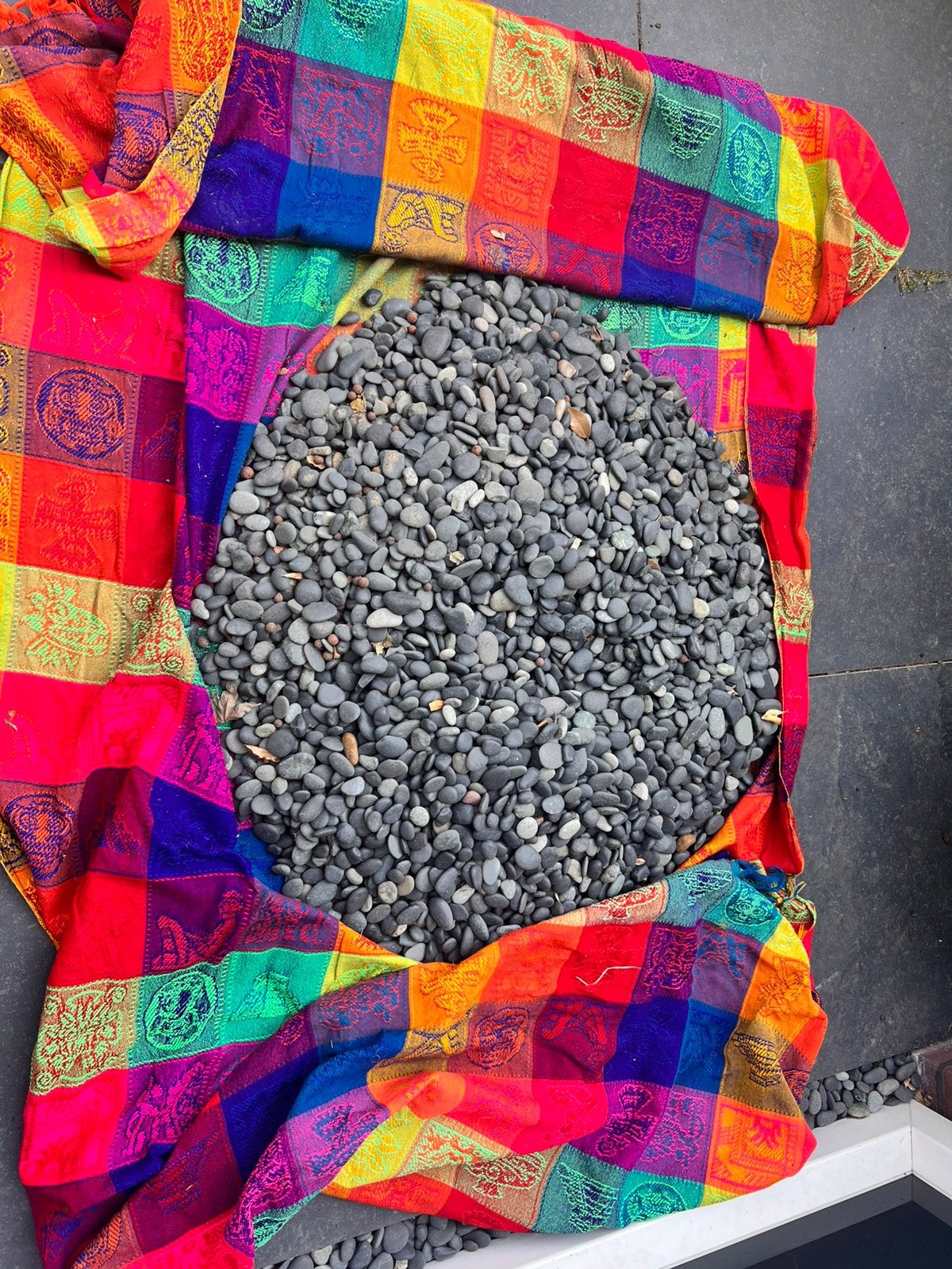 Gratis beach pebbles, Tuin en Terras, Grind, Keien en Split, Zo goed als nieuw, Ophalen