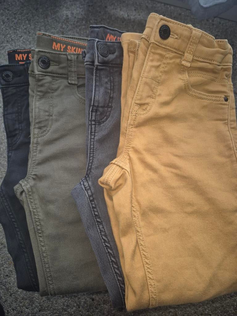 Hema skinny fit jeansbroek, Kinderen en Baby's, Kinderkleding | Maat 128, Ophalen, Zo goed als nieuw, Jongen, Broek
