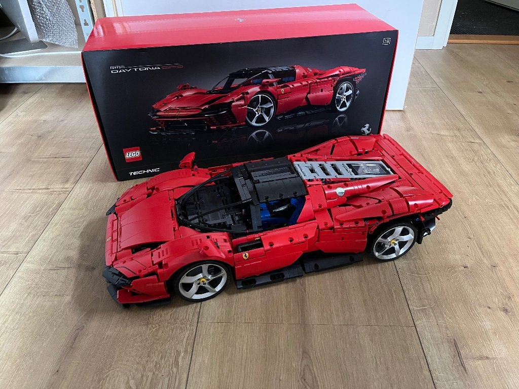 Lego Ferrari Daytona SP3 42143, Ophalen, Lego, Compleet, Zo goed als nieuw
