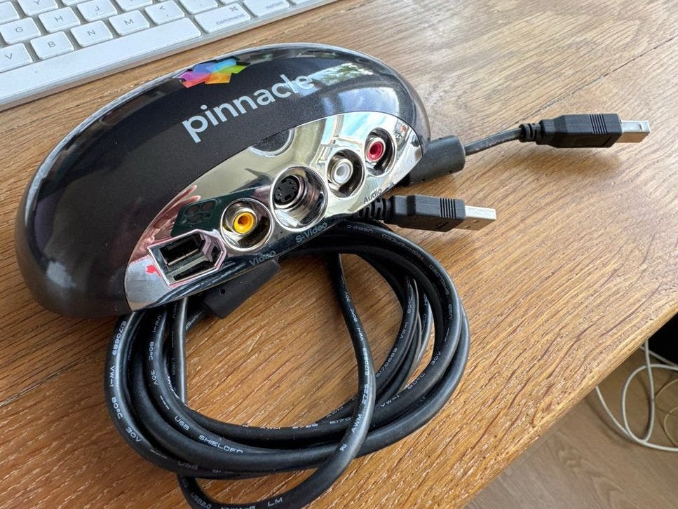 Pinnacle 710-USB (Rev: 1.0) Video Capture Interface, Computers en Software, Capture cards, Verzenden, Gebruikt