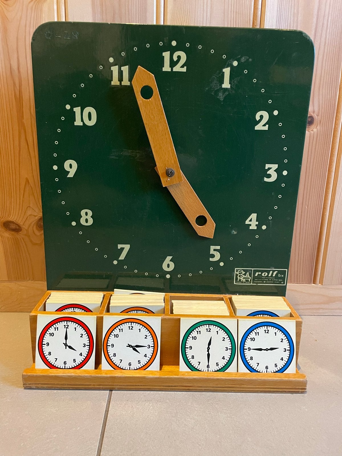 Vintage Rolf Schoolklok "Hoe laat is het?" Leerklok, Kinderen en Baby's, Verzenden, Gebruikt, Rekenen