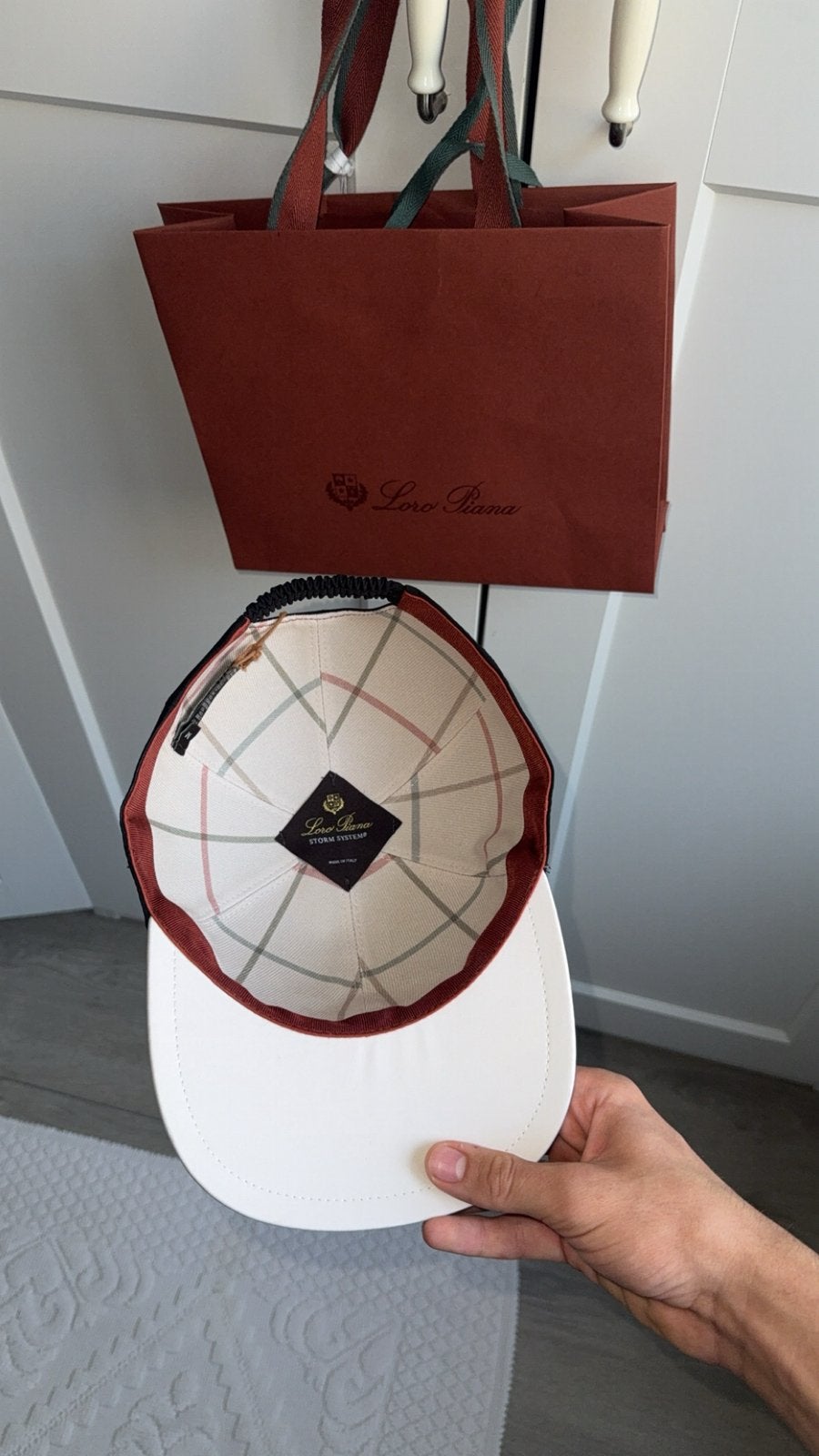 Loro Piana petjes Storm System, Kleding | Heren, Ophalen of Verzenden, Nieuw, One size fits all, Pet