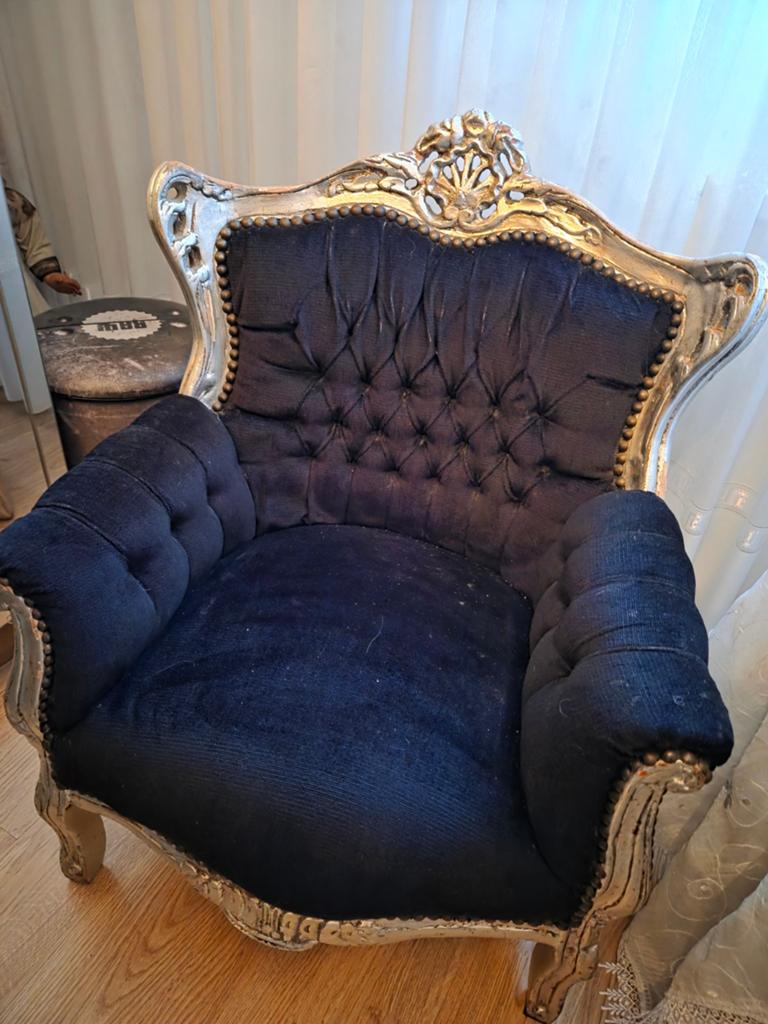 barok stoeltje met voetenbankje, Huis en Inrichting, Ophalen of Verzenden, Minder dan 75 cm, 50 tot 75 cm