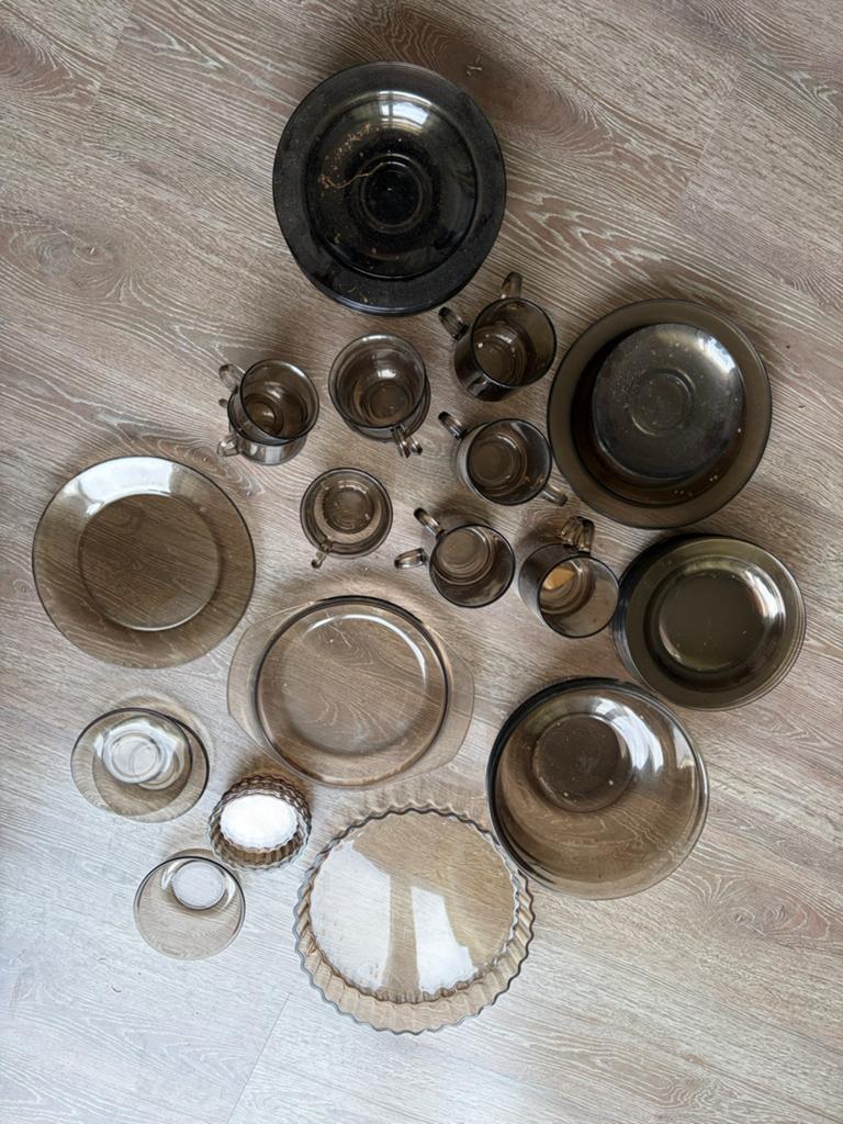 Arcoroc France servies rookglas, Antiek en Kunst, Antiek | Servies los, Ophalen of Verzenden