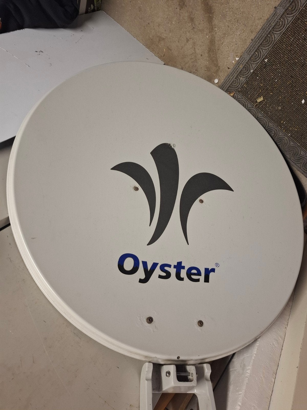 Oyster schotel 80 cm, Audio, Tv en Foto, Ophalen of Verzenden, Gebruikt, Overige merken